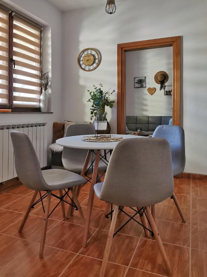 Studio Central Square Gospić Extérieur photo